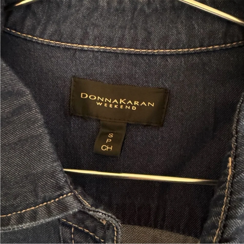 Top - Picture 5 of 7